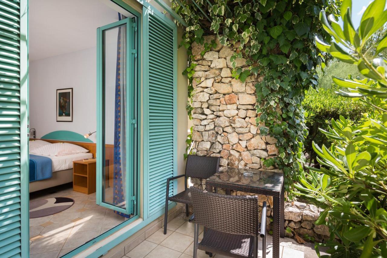 Bretanide Sport & Wellness Resort Bol Exterior photo